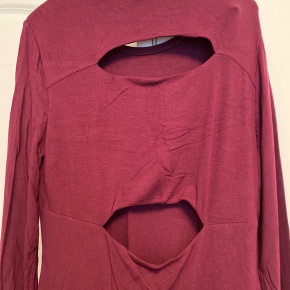 Maroon stretch BCBG Maxazria midi dress - Picture 3 of 3
